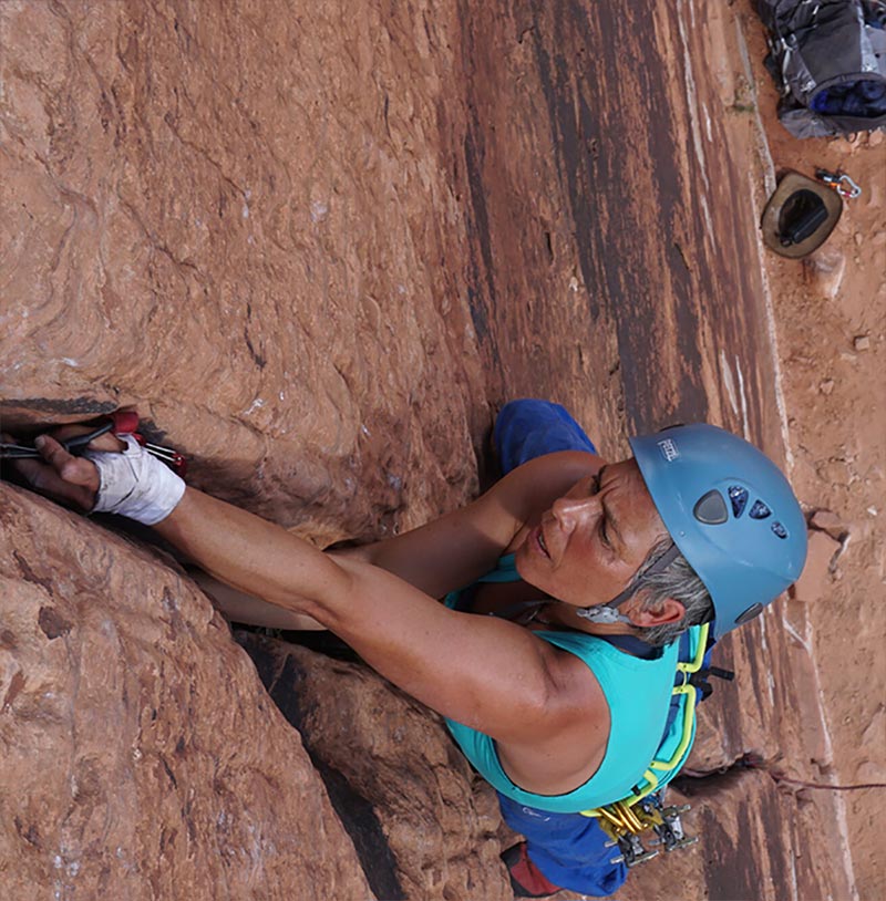 Learn to lead clinic desert crack climbing